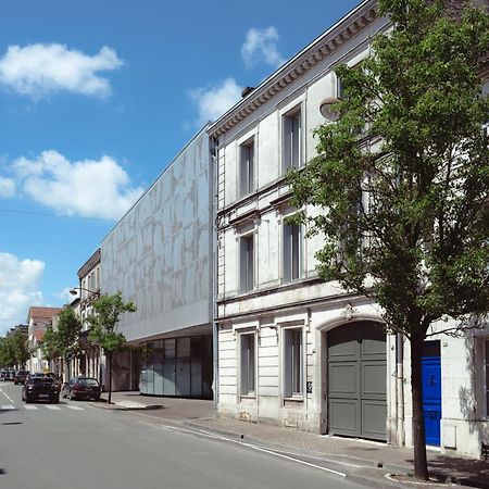 67 Victor Hugo Apartment Cognac Luaran gambar